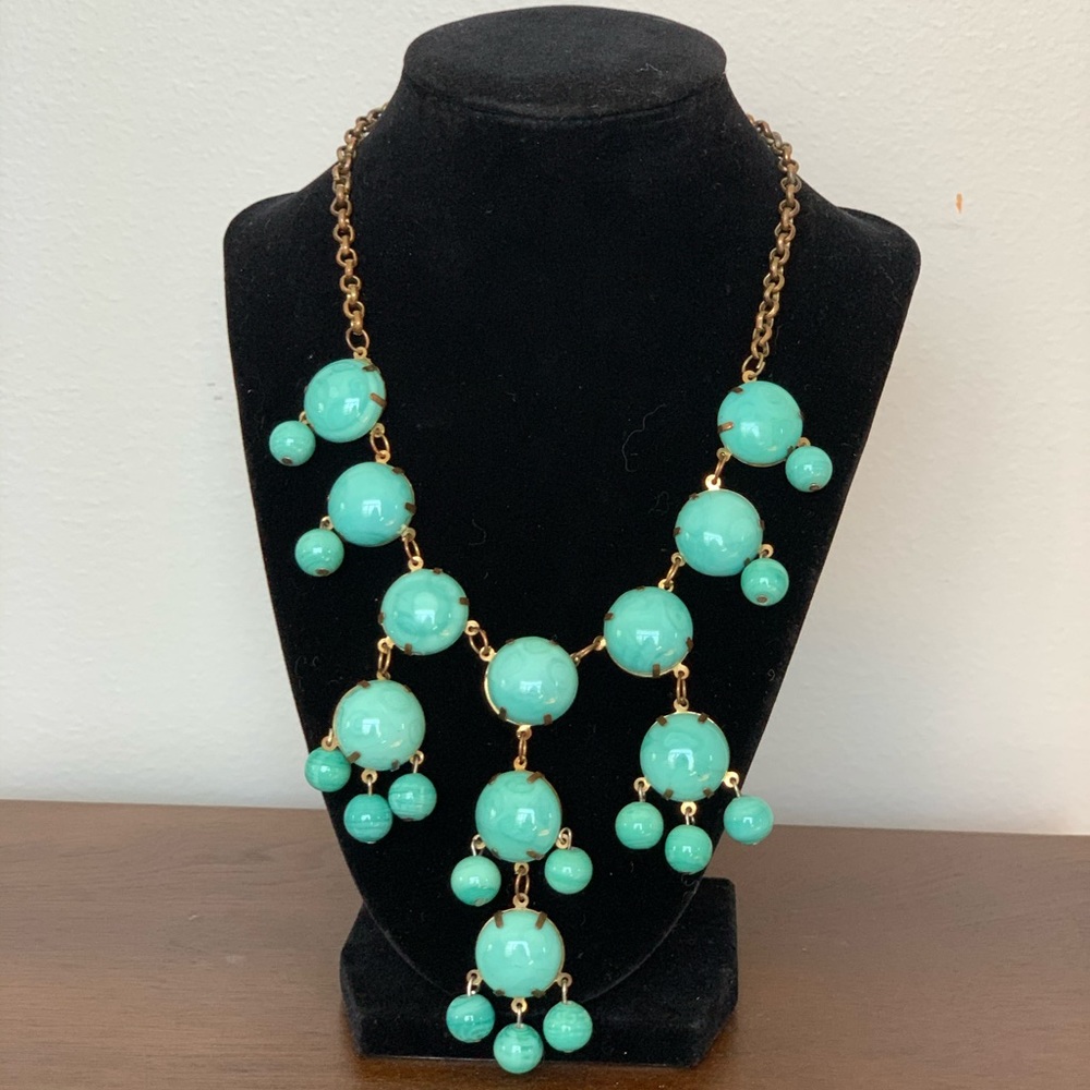 Turquoise accent necklace